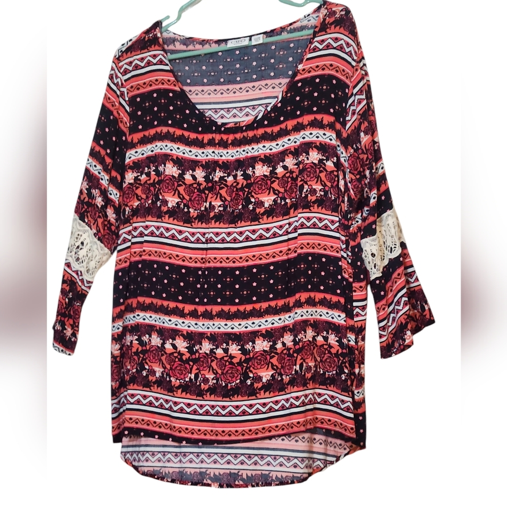 Cato's Women's 22/24 Pink/Black Lace Belle Sleeve Scoop Neck Hi Lo Top